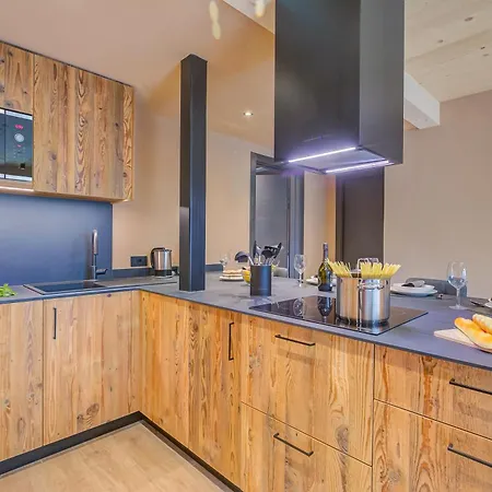 Leba House Apartment *