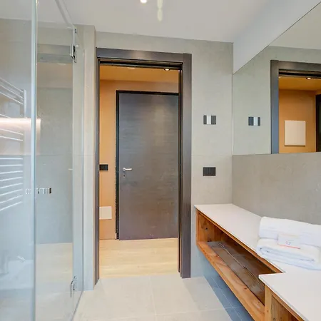 Leba House *