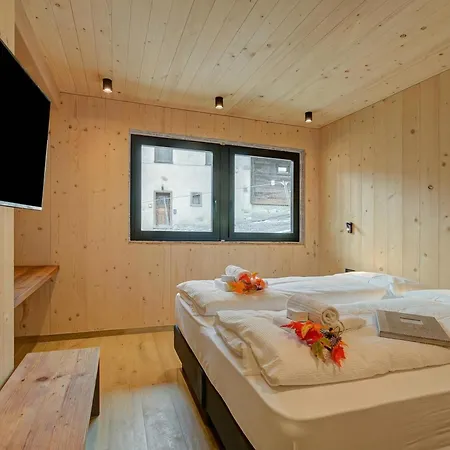 Leba House *